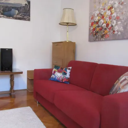 Апартаменти Jelinic Спліт