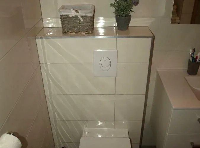 耶里尼克公寓 *